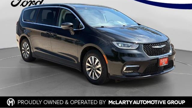 Preowned 2022 Chrysler Pacifica Hybrid Touring L for Sale