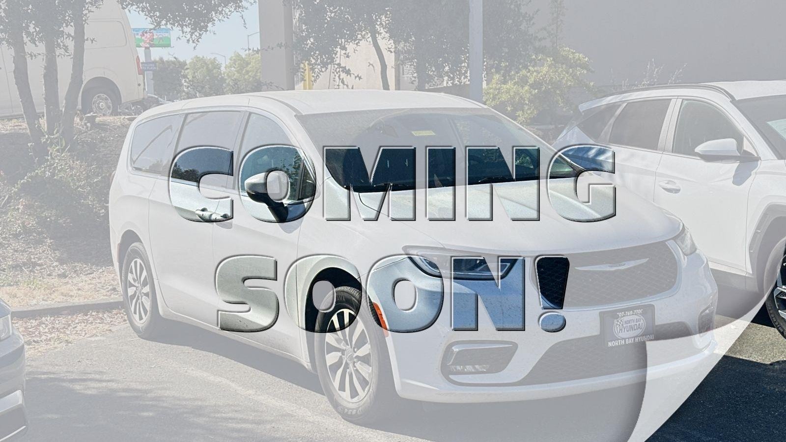 Preowned 2023 Chrysler Pacifica Plug-In Hybrid Touring L for Sale