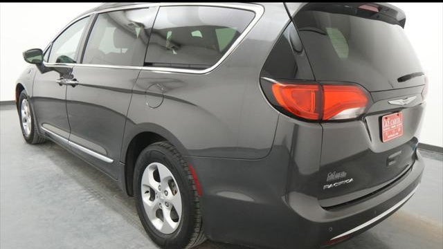 2018 Chrysler Pacifica Hybrid Touring L