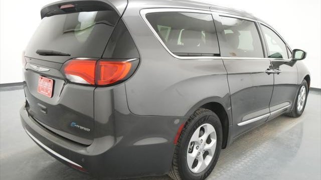 2018 Chrysler Pacifica Hybrid Touring L