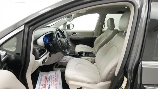 2018 Chrysler Pacifica Hybrid Touring L