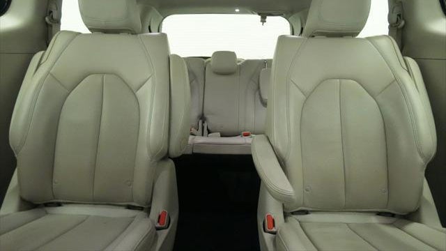 2018 Chrysler Pacifica Hybrid Touring L