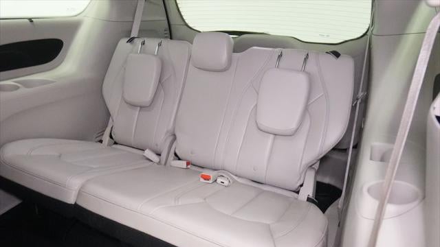 2018 Chrysler Pacifica Hybrid Touring L