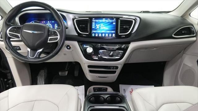 2018 Chrysler Pacifica Hybrid Touring L