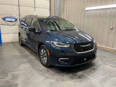 Photo of a 2021 Chrysler Pacifica Hybrid Touring L 4DR Mini-Van for sale