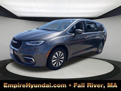 2023 Chrysler Pacifica Plug-In Hybrid Touring L 4DR Mini-Van