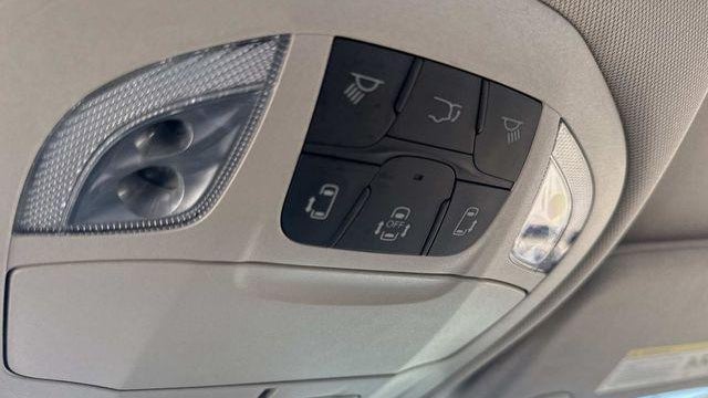 2023 Chrysler Pacifica Plug-In Hybrid Touring L
