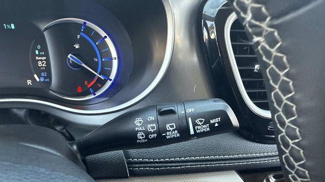 2023 Chrysler Pacifica Plug-In Hybrid Touring L