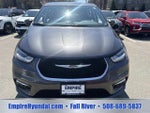 2023 Pacifica Plug-In Hybrid Thumbnail 12