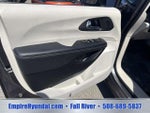 2023 Pacifica Plug-In Hybrid Thumbnail 19