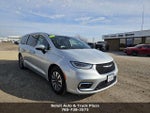 2023 Pacifica Plug-In Hybrid Thumbnail 2