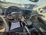 2023 Pacifica Plug-In Hybrid Thumbnail 3