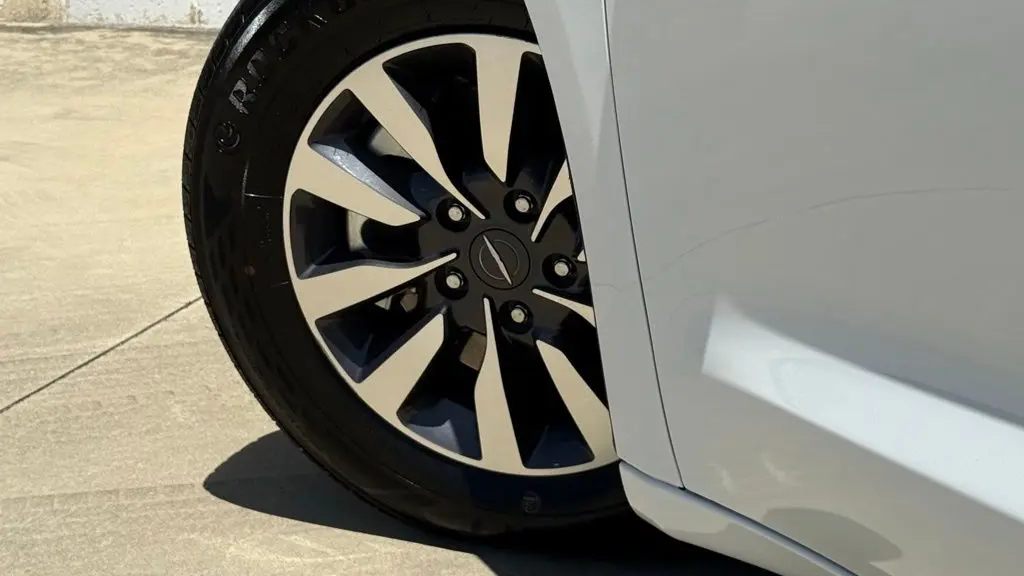 2023 Chrysler Pacifica Plug-In Hybrid Touring L