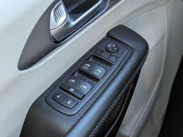 2023 Chrysler Pacifica - $19,470