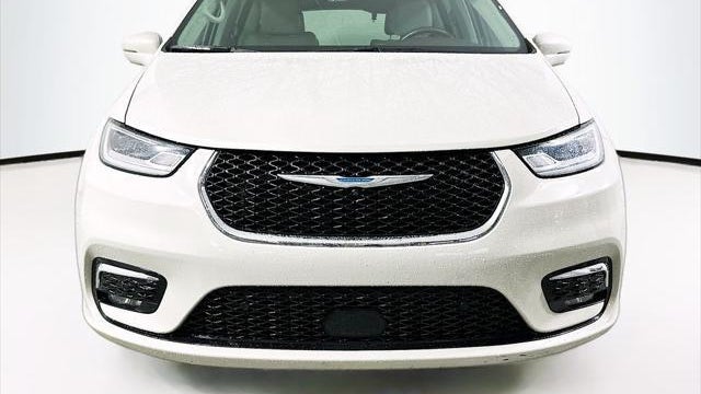 2021 Chrysler Pacifica Hybrid Touring L