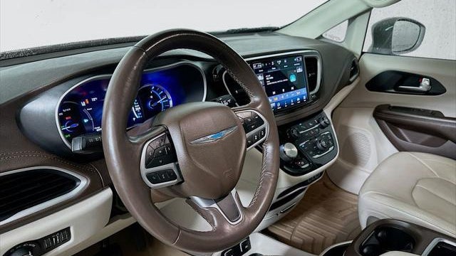 2021 Chrysler Pacifica Hybrid Touring L