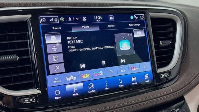 2021 Chrysler Pacifica Hybrid Touring L