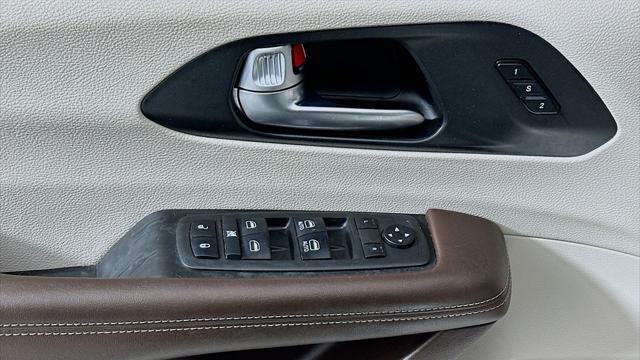 2021 Chrysler Pacifica Hybrid Touring L