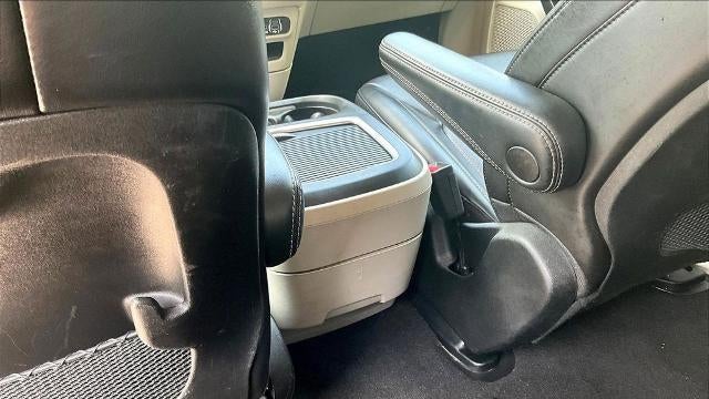 2023 Chrysler Pacifica Plug-In Hybrid Touring L