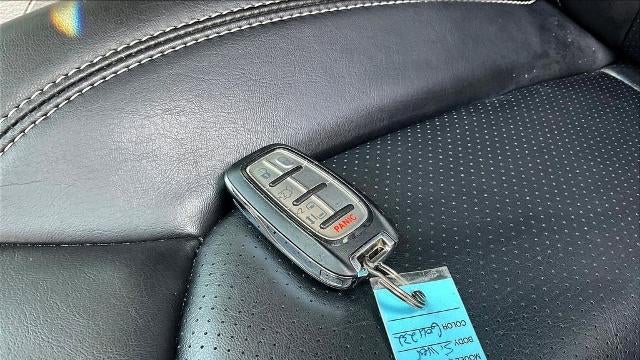 2023 Chrysler Pacifica Plug-In Hybrid Touring L