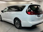 2023 Pacifica Plug-In Hybrid Thumbnail 3