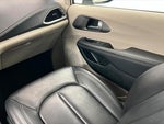 2023 Pacifica Plug-In Hybrid Thumbnail 9