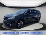 2023 Pacifica Plug-In Hybrid Thumbnail 1