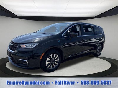 2023 Chrysler Pacifica Plug-In Hybrid Touring L 4DR Mini-Van