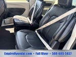 2023 Pacifica Plug-In Hybrid Thumbnail 16