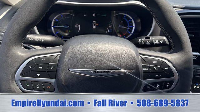 2023 Chrysler Pacifica Plug-In Hybrid Touring L