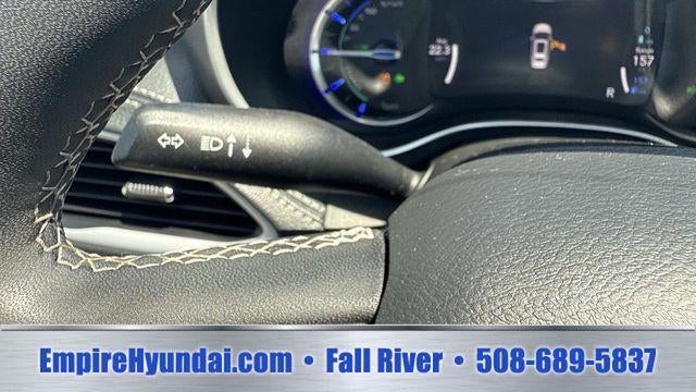 2023 Chrysler Pacifica Plug-In Hybrid Touring L