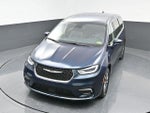 2022 Pacifica Hybrid Thumbnail 16