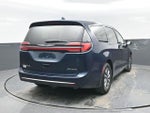 2022 Pacifica Hybrid Thumbnail 17