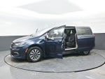 2022 Pacifica Hybrid Thumbnail 26