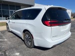 2022 Pacifica Hybrid Thumbnail 2