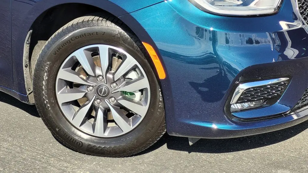 2022 Chrysler Pacifica Hybrid Touring L
