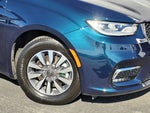 2022 Pacifica Hybrid Thumbnail 9