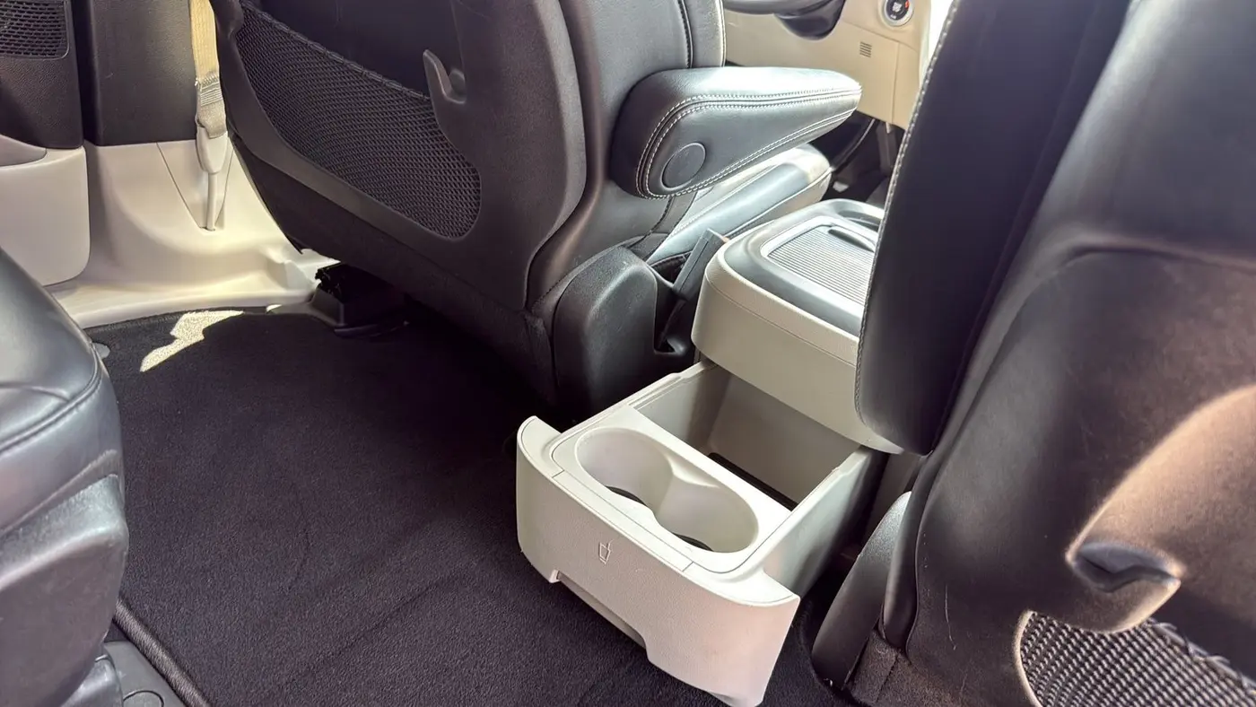 2023 Chrysler Pacifica Plug-In Hybrid Touring L