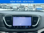 2023 Pacifica Plug-In Hybrid Thumbnail 34
