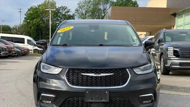 2023 Chrysler Pacifica Plug-In Hybrid Touring L