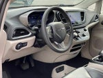 2023 Pacifica Plug-In Hybrid Thumbnail 10