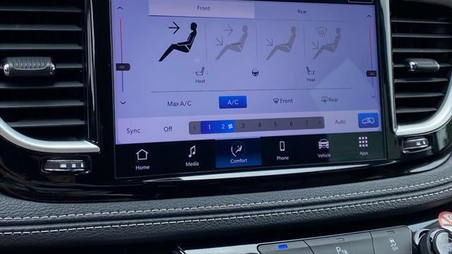 2023 Chrysler Pacifica Plug-In Hybrid Touring L