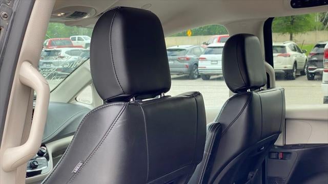 2023 Chrysler Pacifica Plug-In Hybrid Touring L