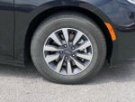 2023 Pacifica Plug-In Hybrid Thumbnail 33