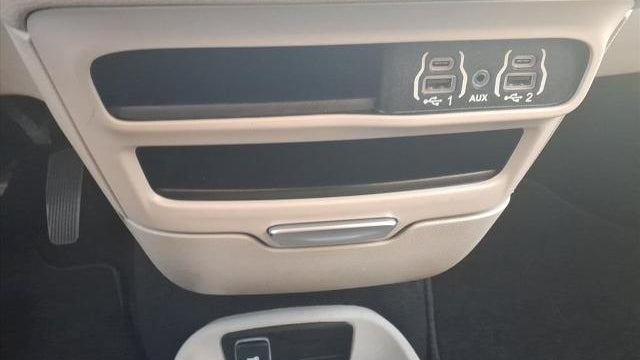 2023 Chrysler Pacifica Plug-In Hybrid Touring L