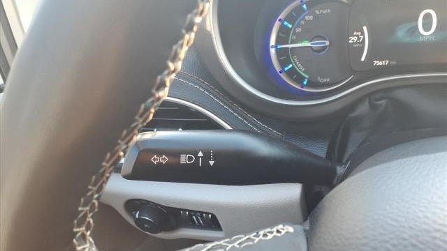 2023 Chrysler Pacifica Plug-In Hybrid Touring L
