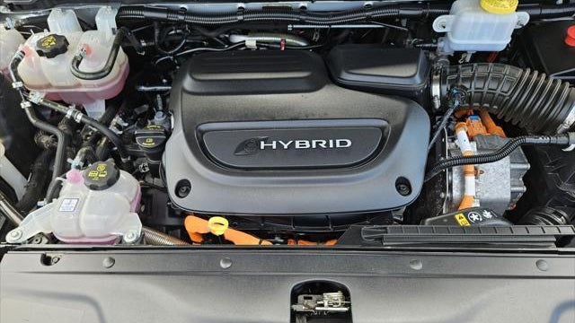 2023 Chrysler Pacifica Plug-In Hybrid Touring L