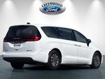 2023 Pacifica Plug-In Hybrid Thumbnail 4