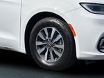 2023 Pacifica Plug-In Hybrid Thumbnail 32