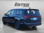 2022 Pacifica Hybrid Thumbnail 2